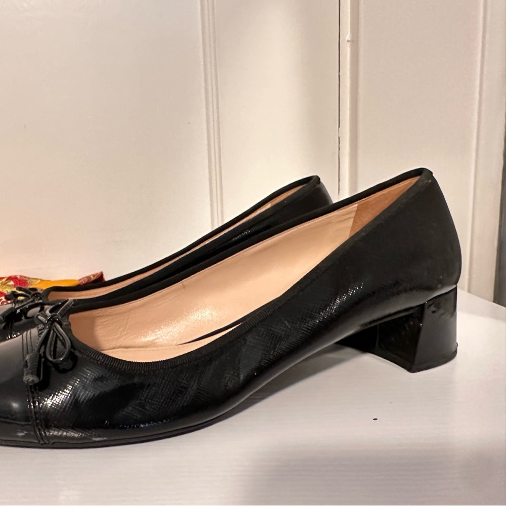 PRADA Black Patent Leather Block Heel  
size 41 EU
size 11 US
